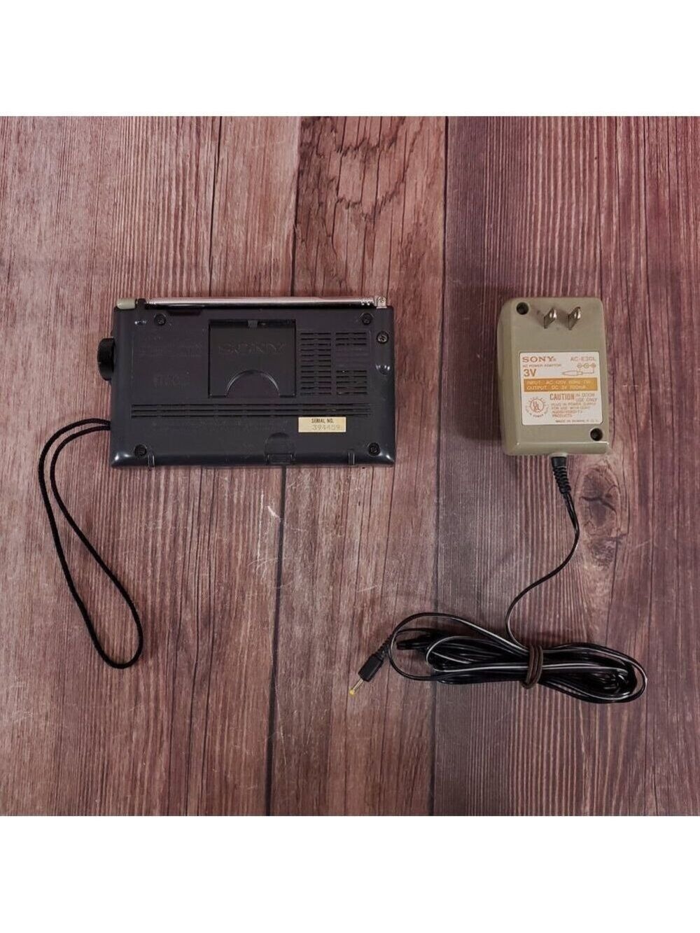 *FLAWS* Sony 12 Band Worldwide Portable Receiver LW/MW/FM/SW ICF-SW10 Works - Picture 5 of 17